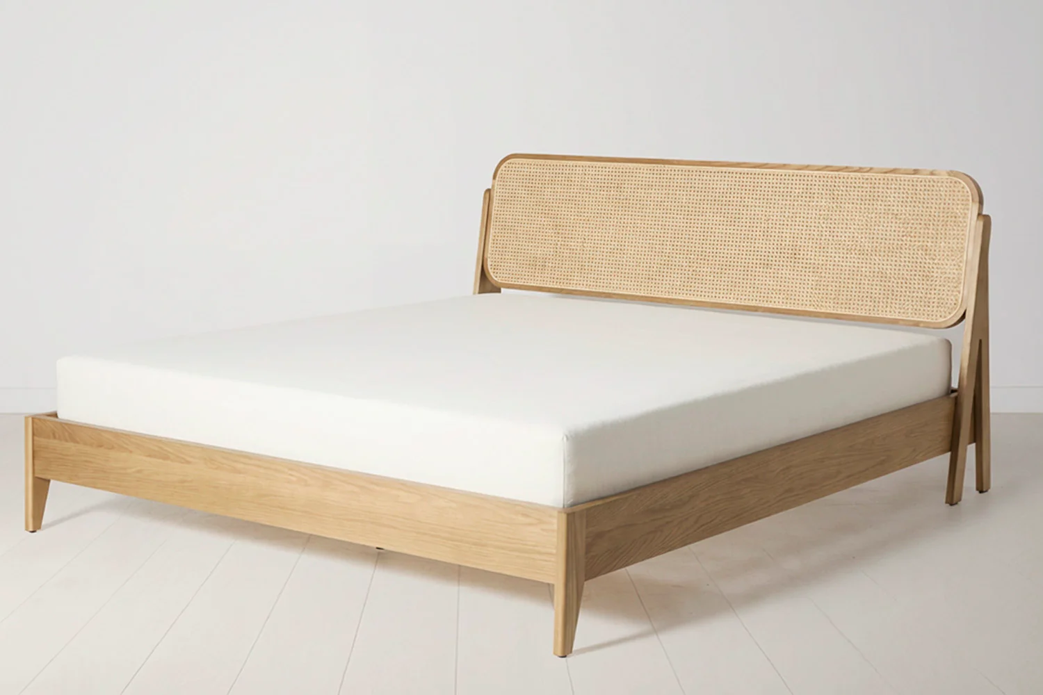 Bed 04 Super King Sized Bed, Oak - Image 5