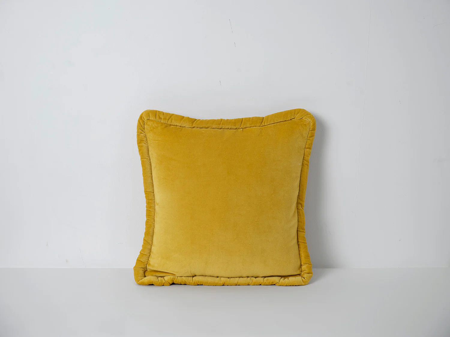 Cushion 04 - Image 3