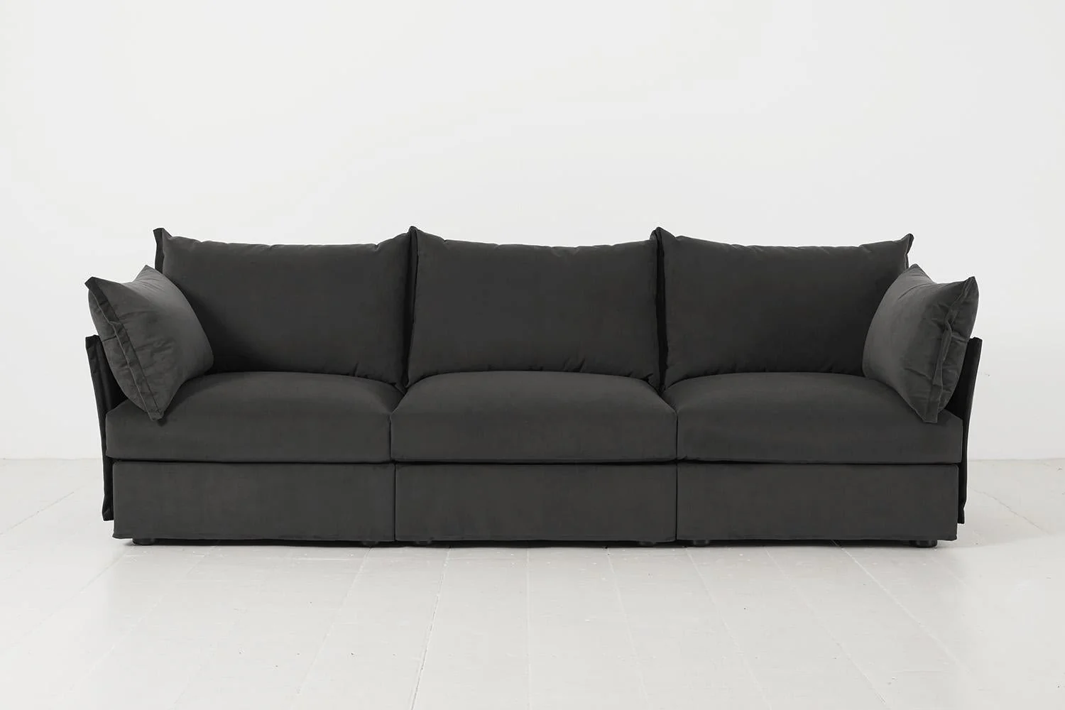 Model 06 3-Seater Sofa - Image 4
