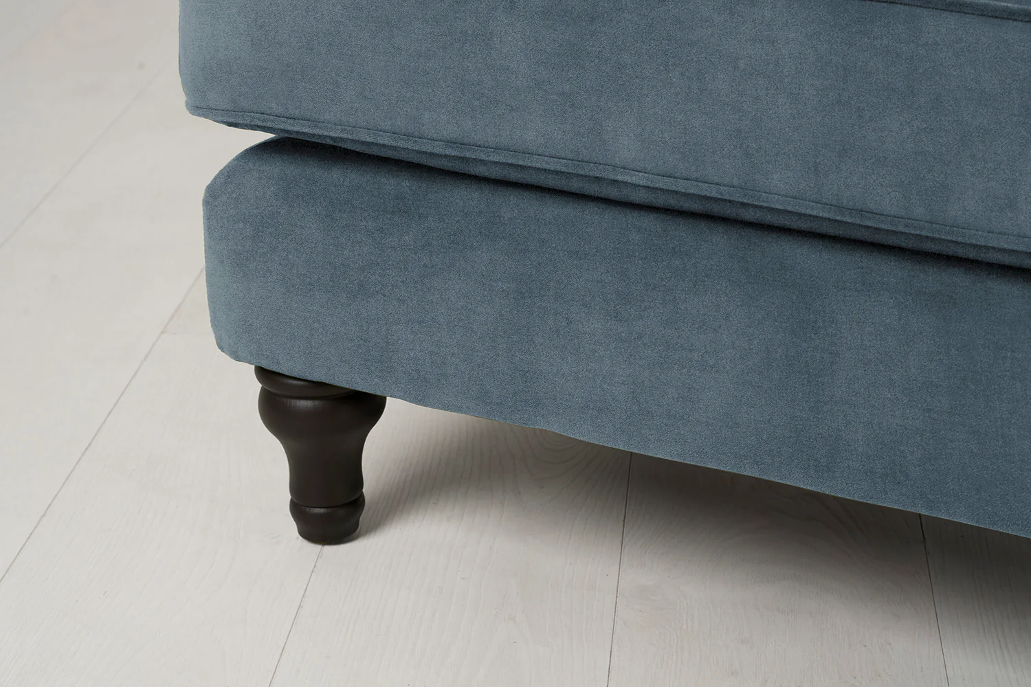 Model 15 Ottoman, Hydo - Image 5